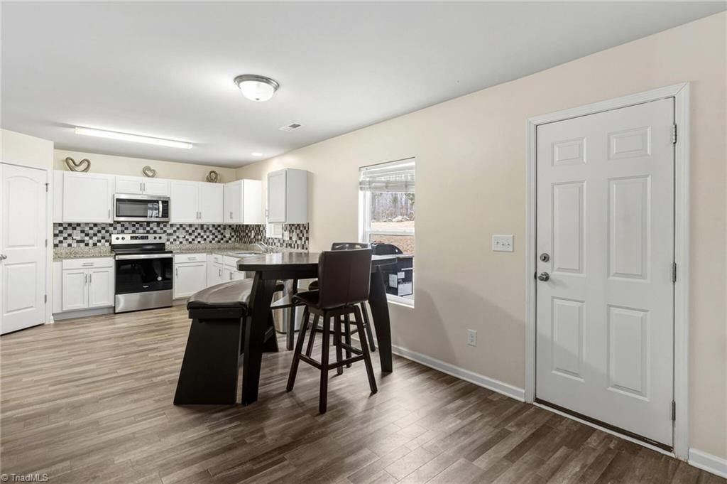 property viewer photo 11