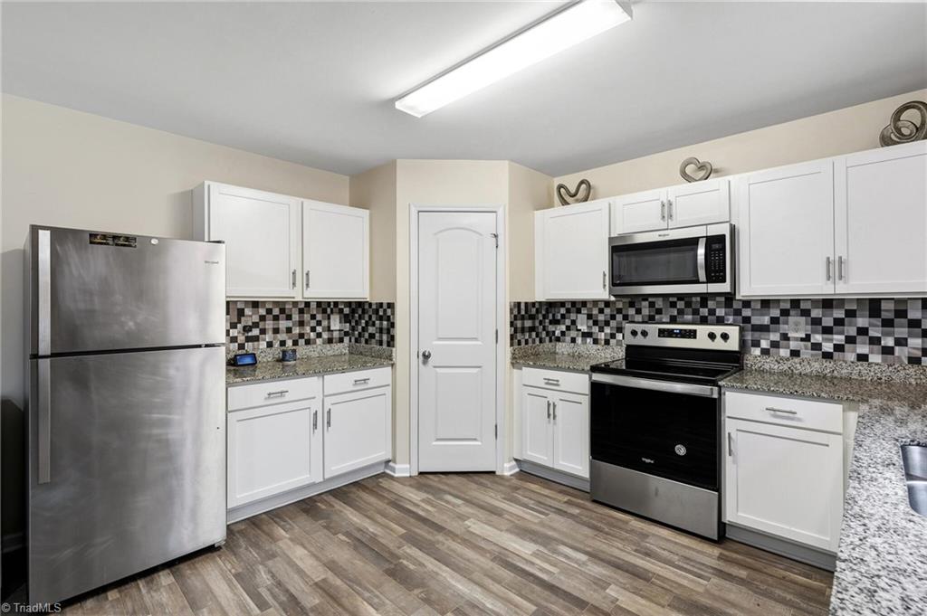 property viewer photo 14