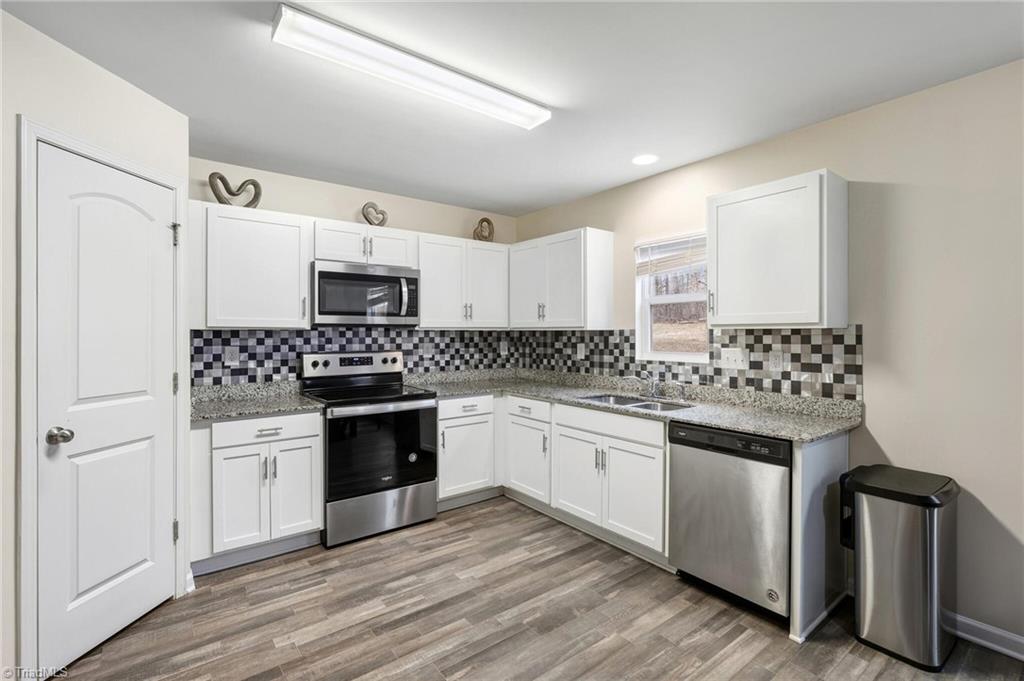 property viewer photo 15