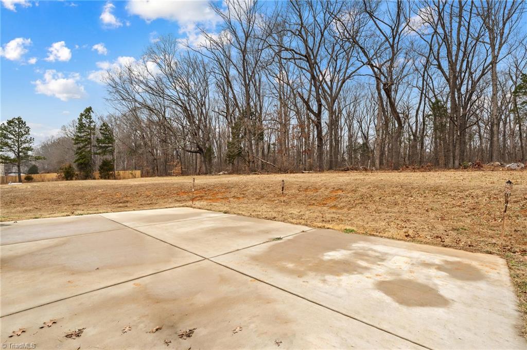 property viewer photo 36