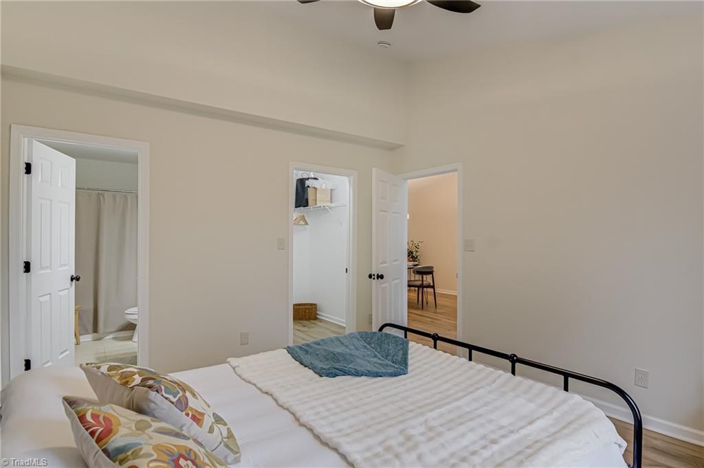 property viewer photo 14