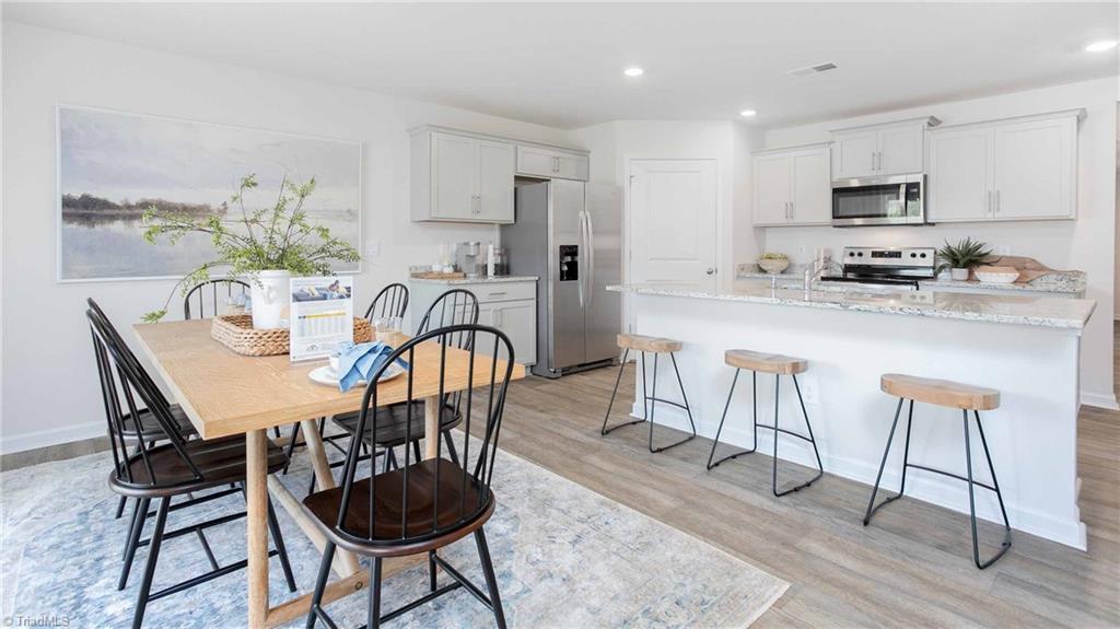 property viewer photo 12