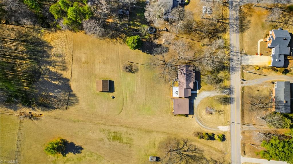 property viewer photo 35