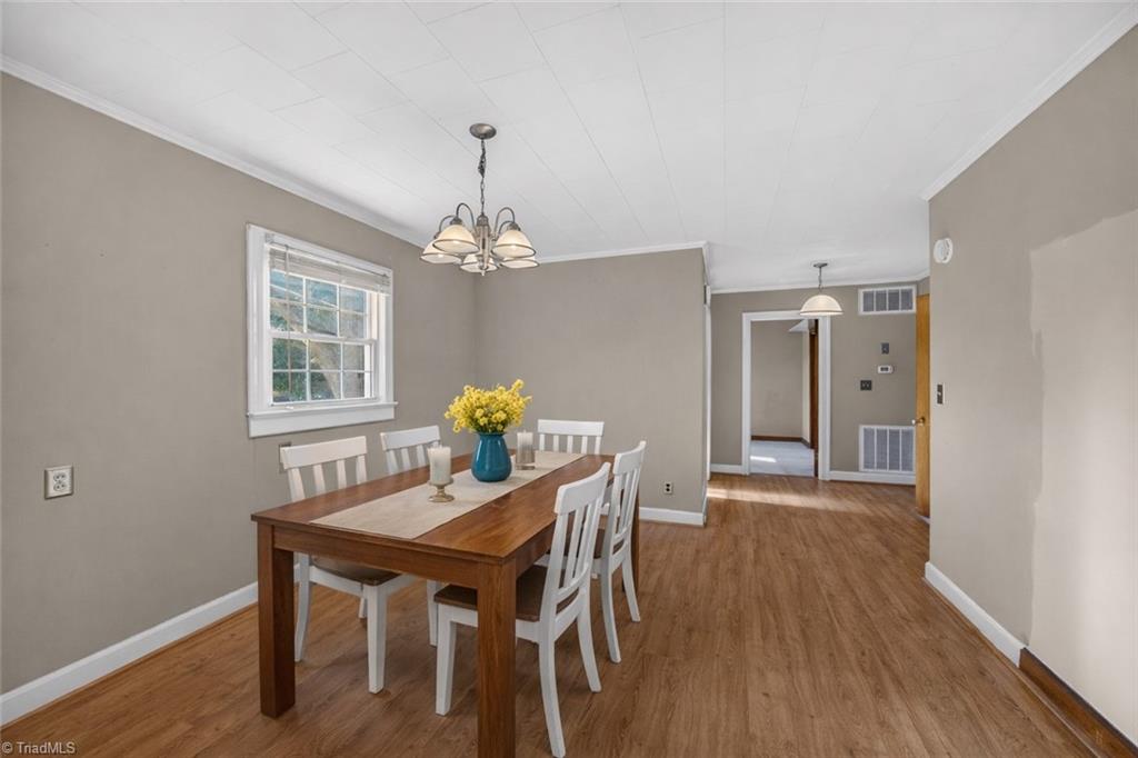 property viewer photo 4
