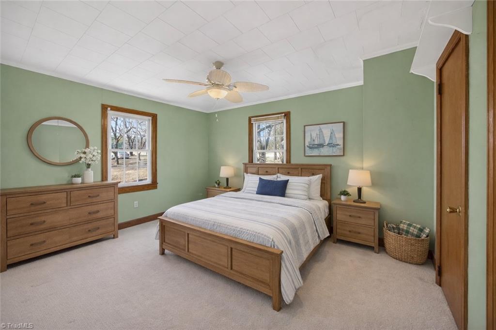 property viewer photo 8