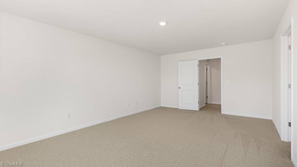property viewer photo 17