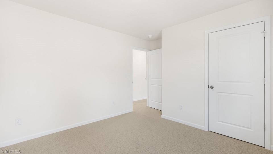 property viewer photo 27