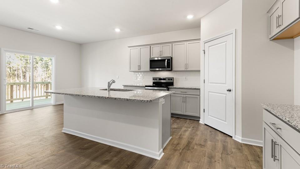 property viewer photo 4