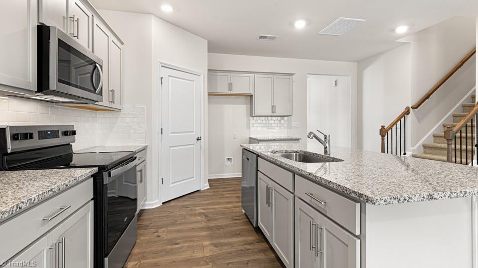 property viewer photo 8