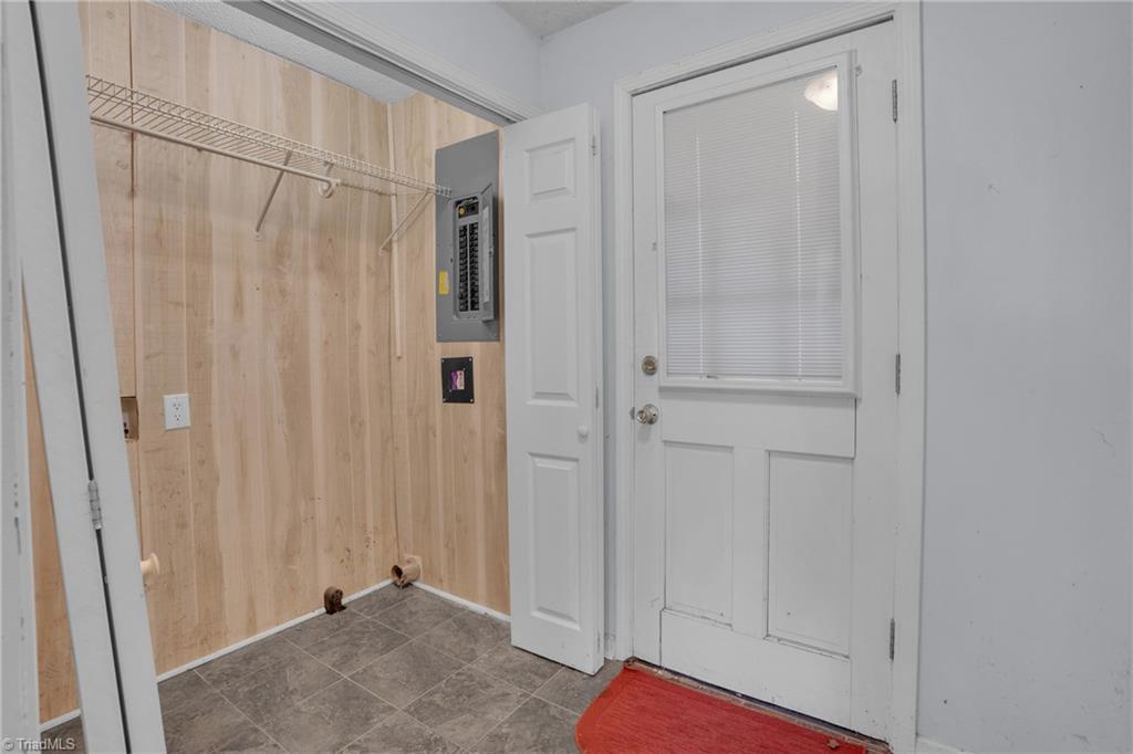 property viewer photo 18