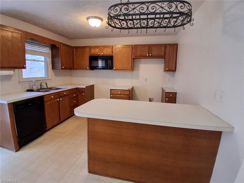 property viewer photo 25