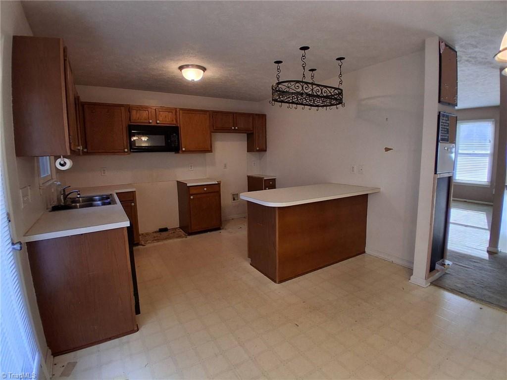 property viewer photo 26