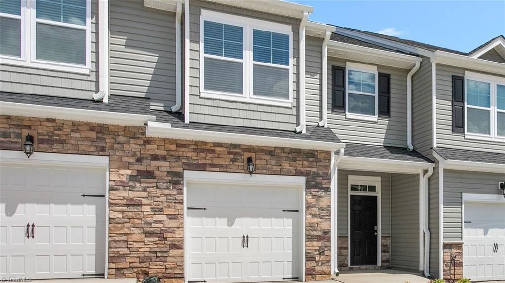 property viewer photo 1
