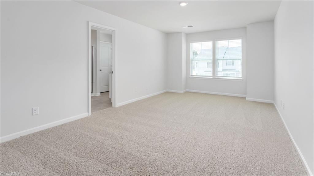 property viewer photo 15