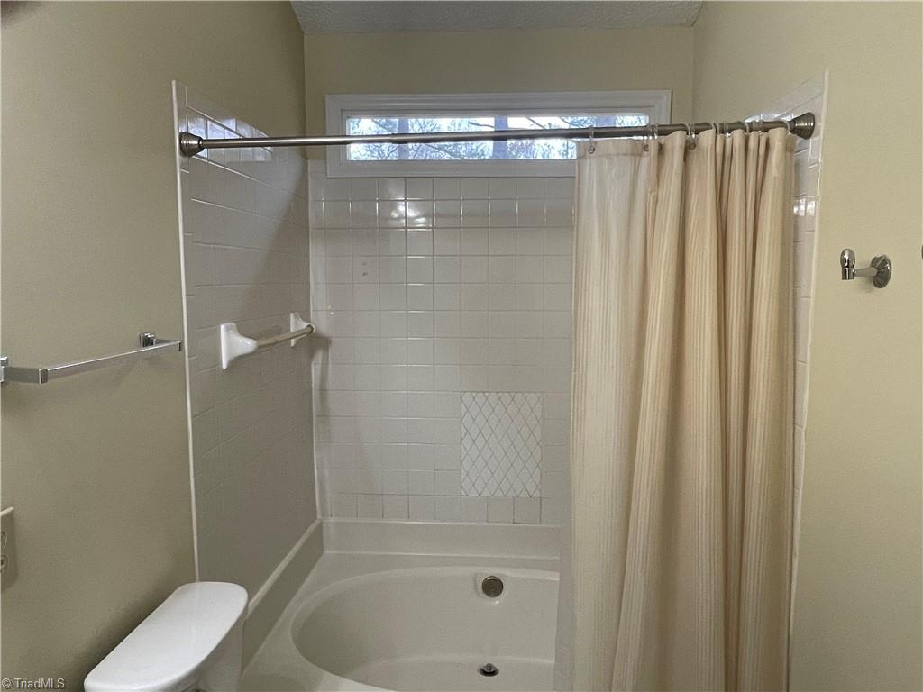 property viewer photo 13
