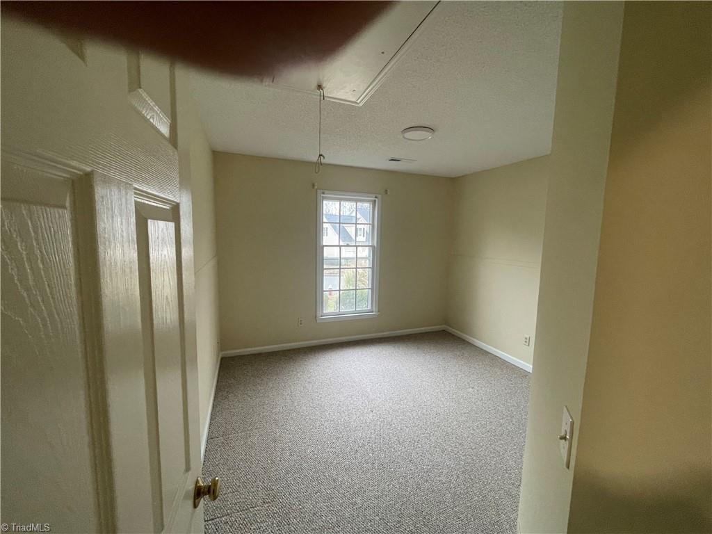 property viewer photo 14