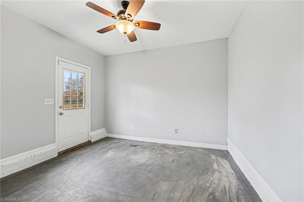 property viewer photo 10