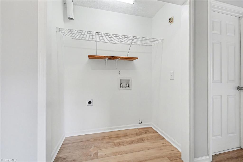 property viewer photo 12