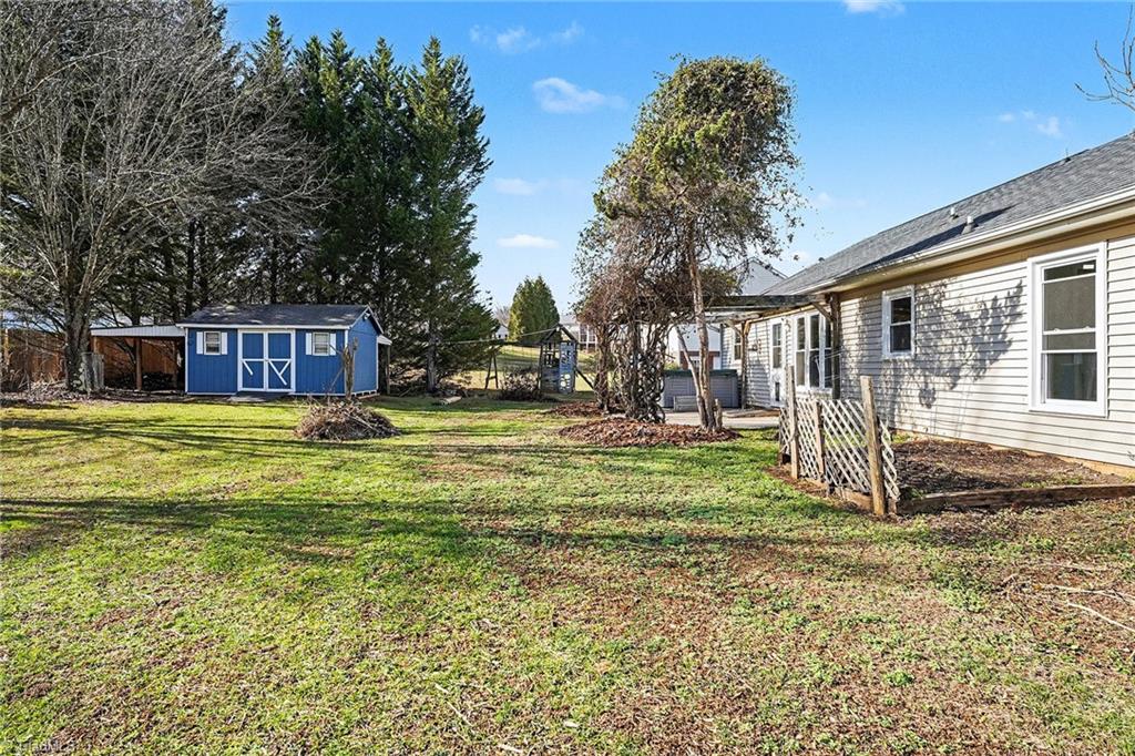 property viewer photo 18