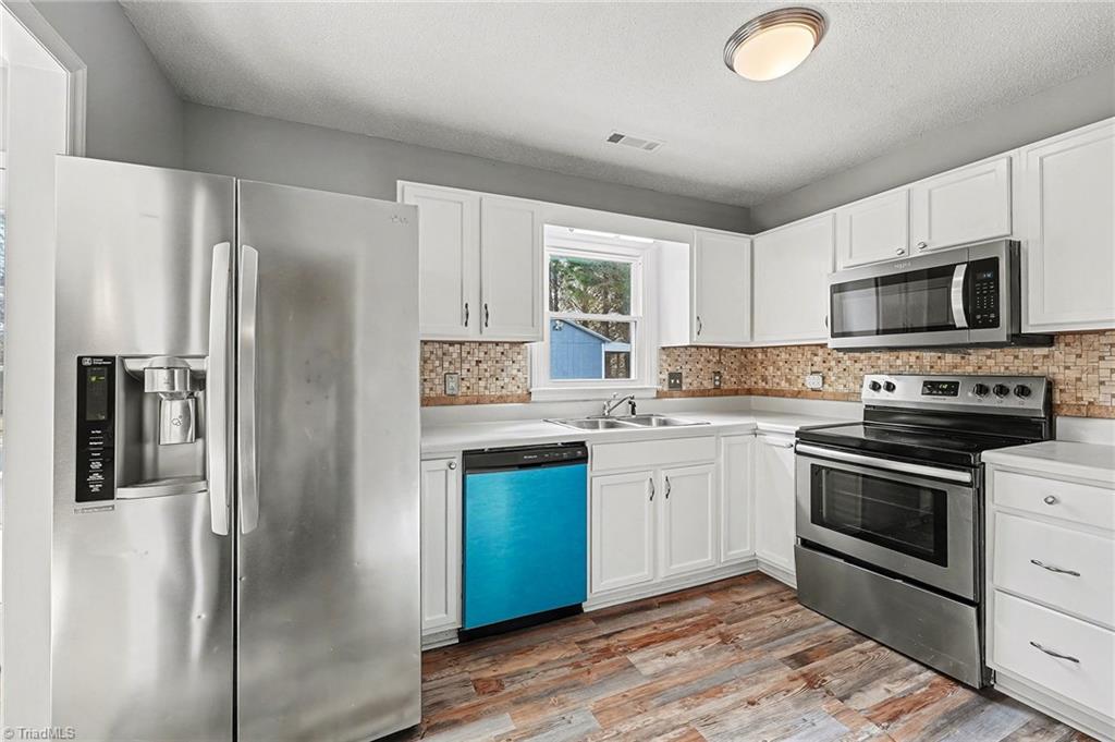 property viewer photo 5