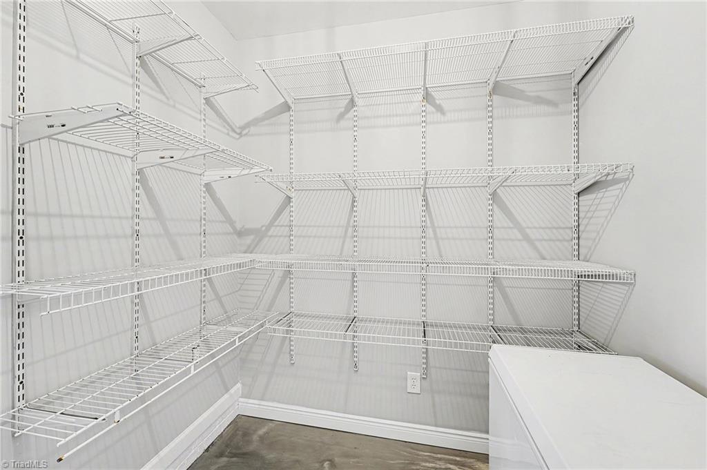 property viewer photo 8