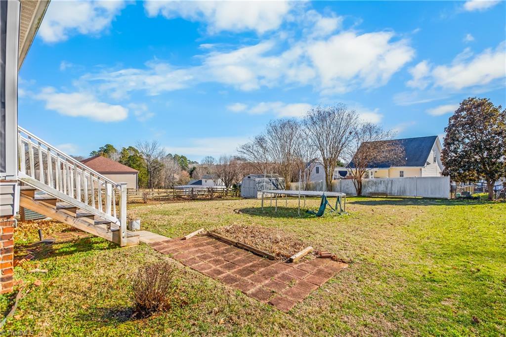 property viewer photo 2