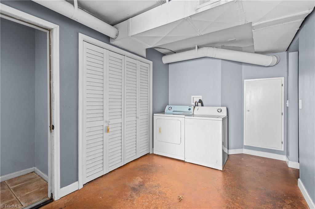 property viewer photo 20