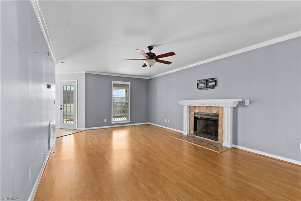property viewer photo 3