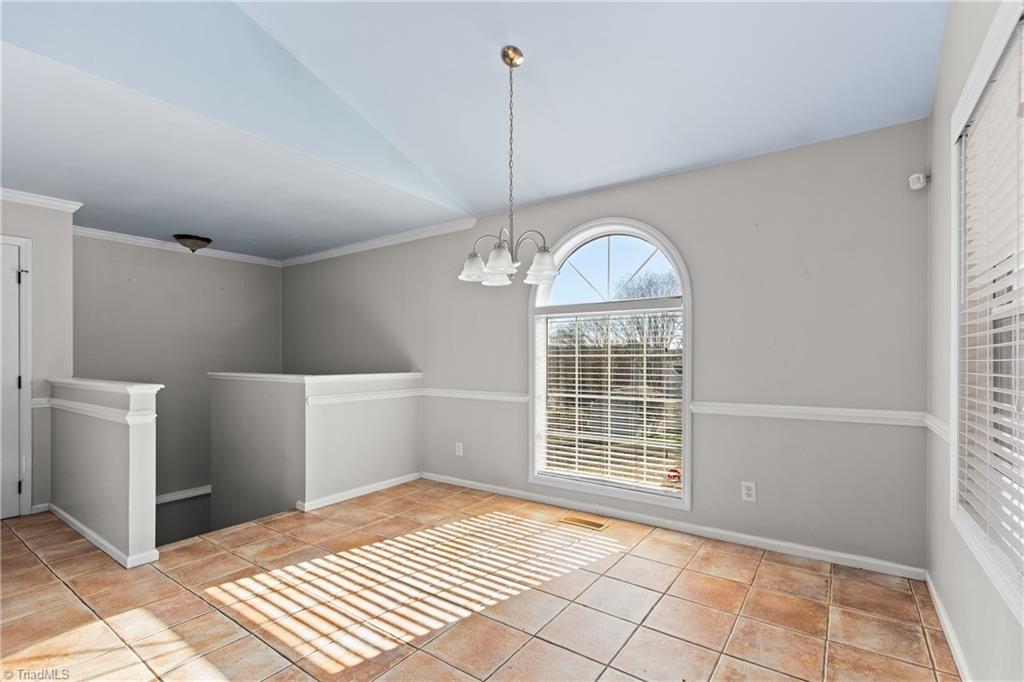 property viewer photo 5