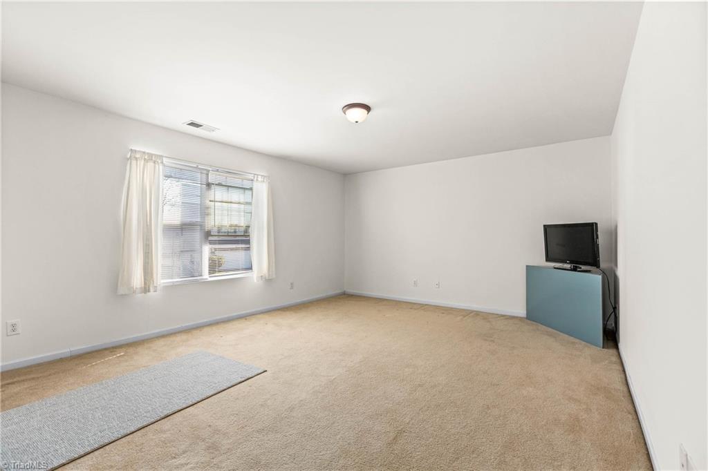 property viewer photo 11