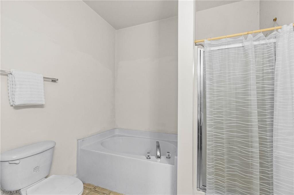 property viewer photo 6