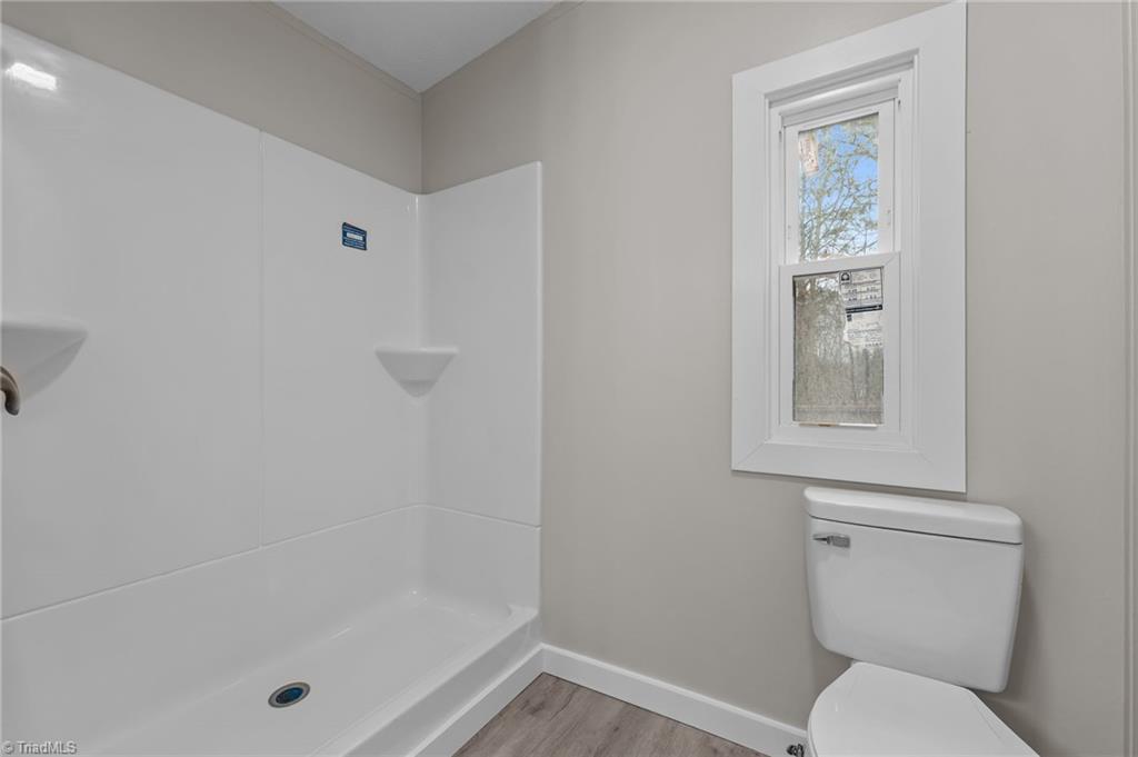 property viewer photo 12