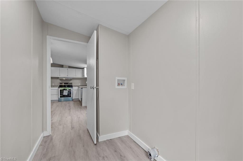 property viewer photo 15