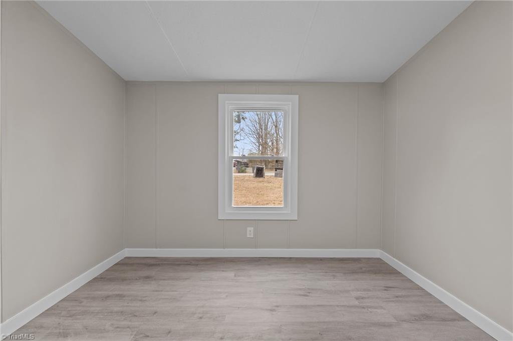 property viewer photo 17