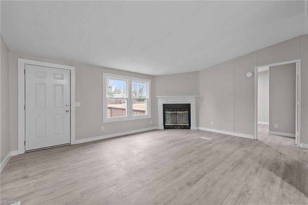 property viewer photo 5