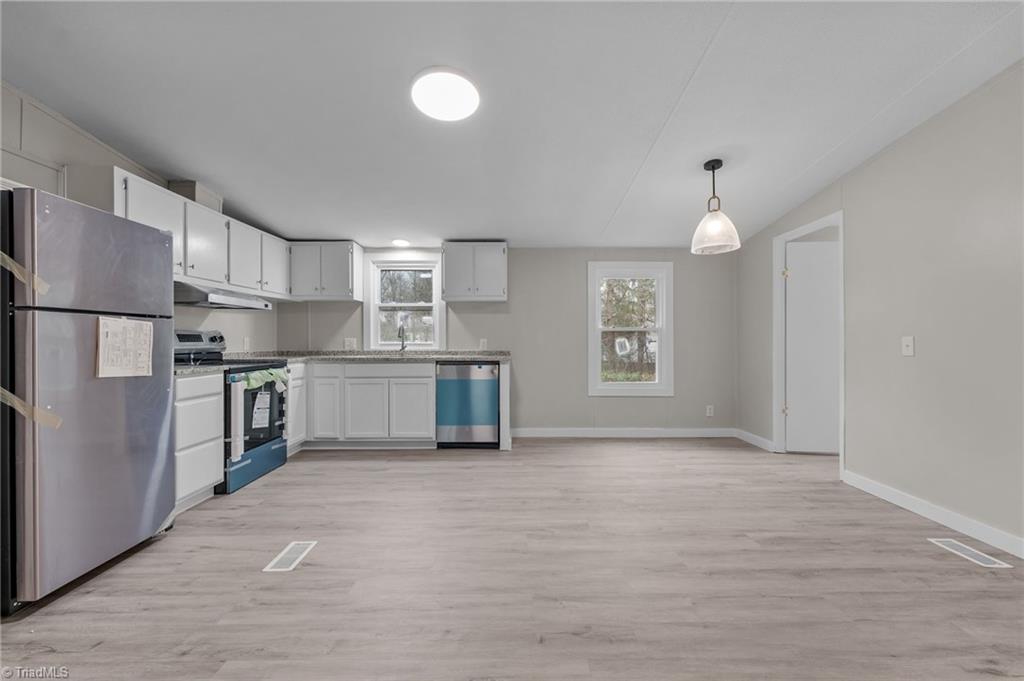 property viewer photo 9