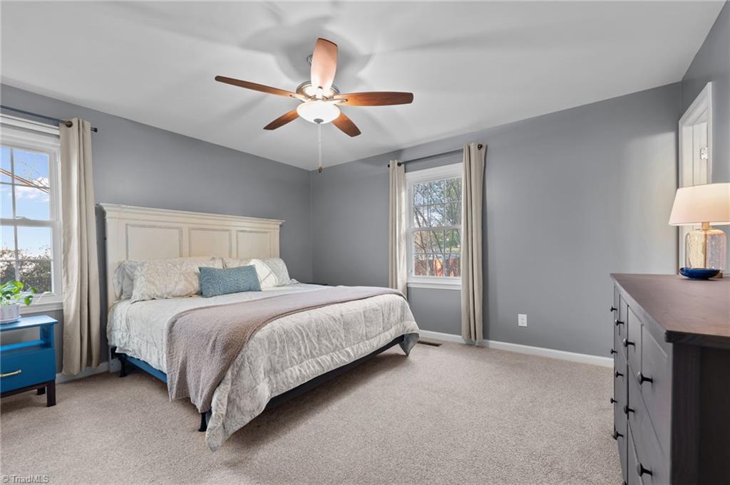 property viewer photo 21