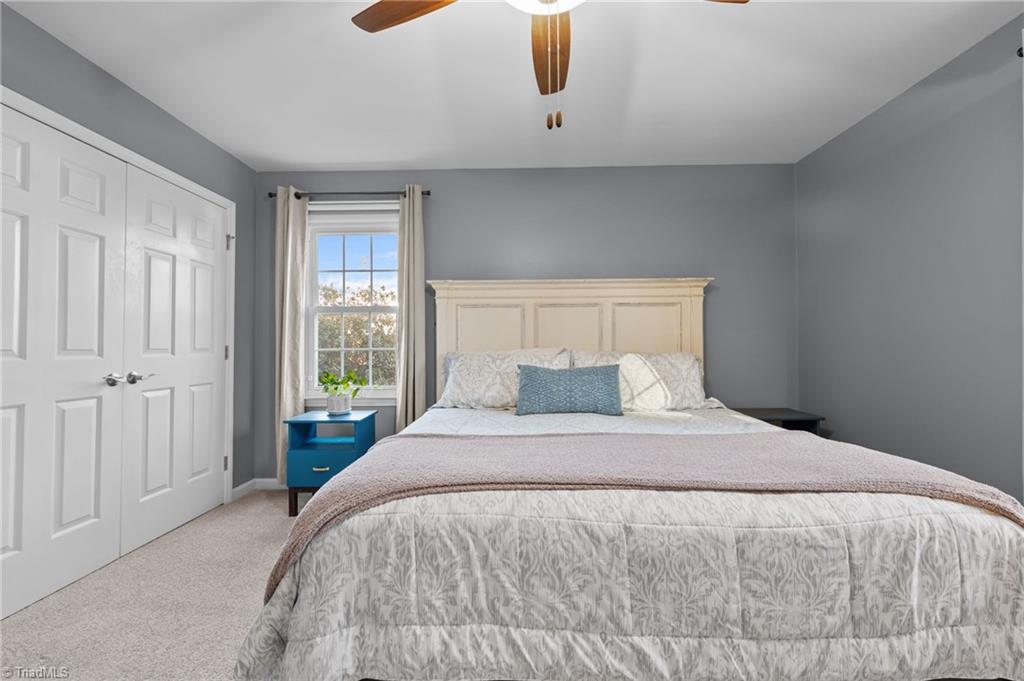 property viewer photo 23