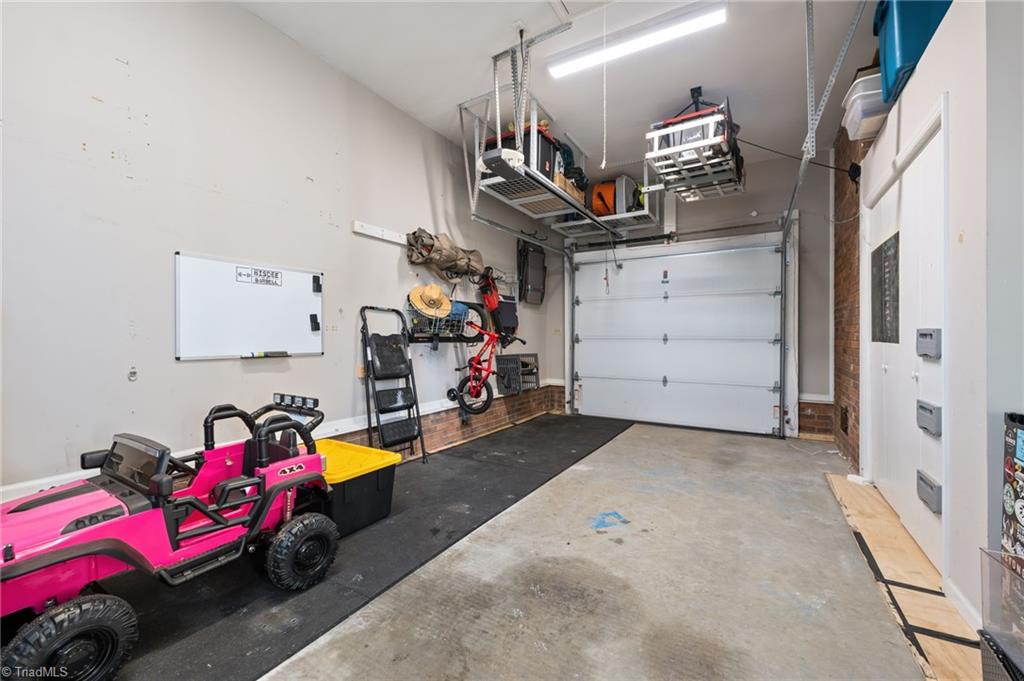 property viewer photo 25
