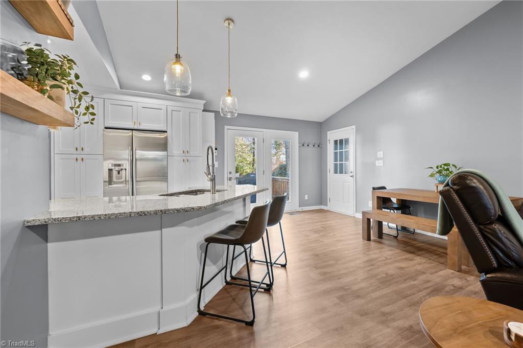 property viewer photo 9