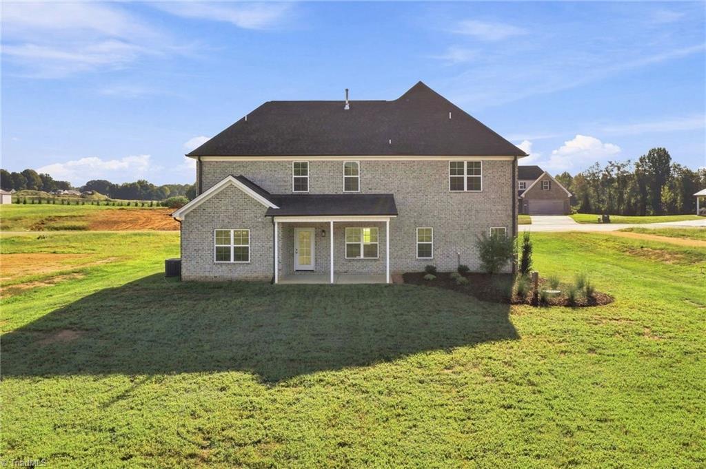 main property photo 40