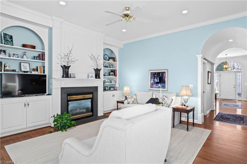 property viewer photo 14