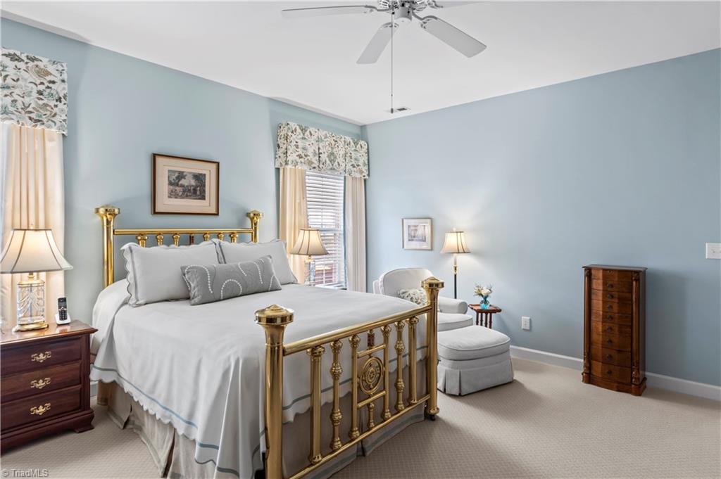property viewer photo 18