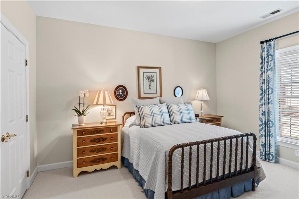 property viewer photo 21