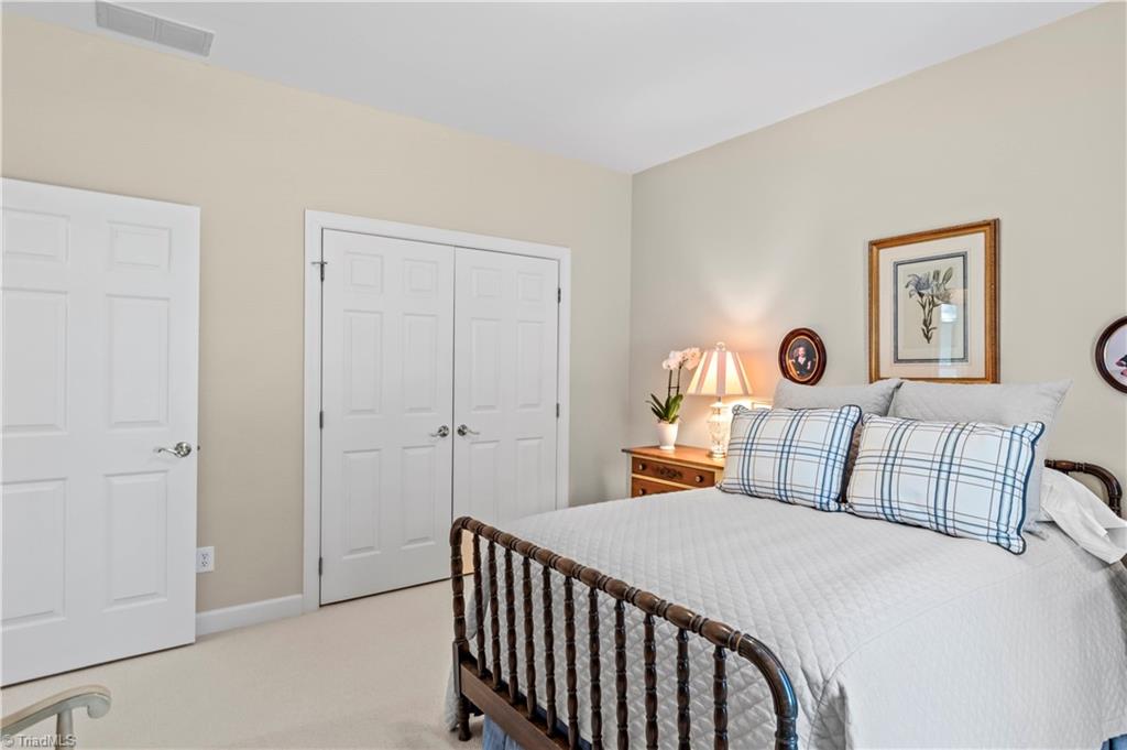 property viewer photo 22