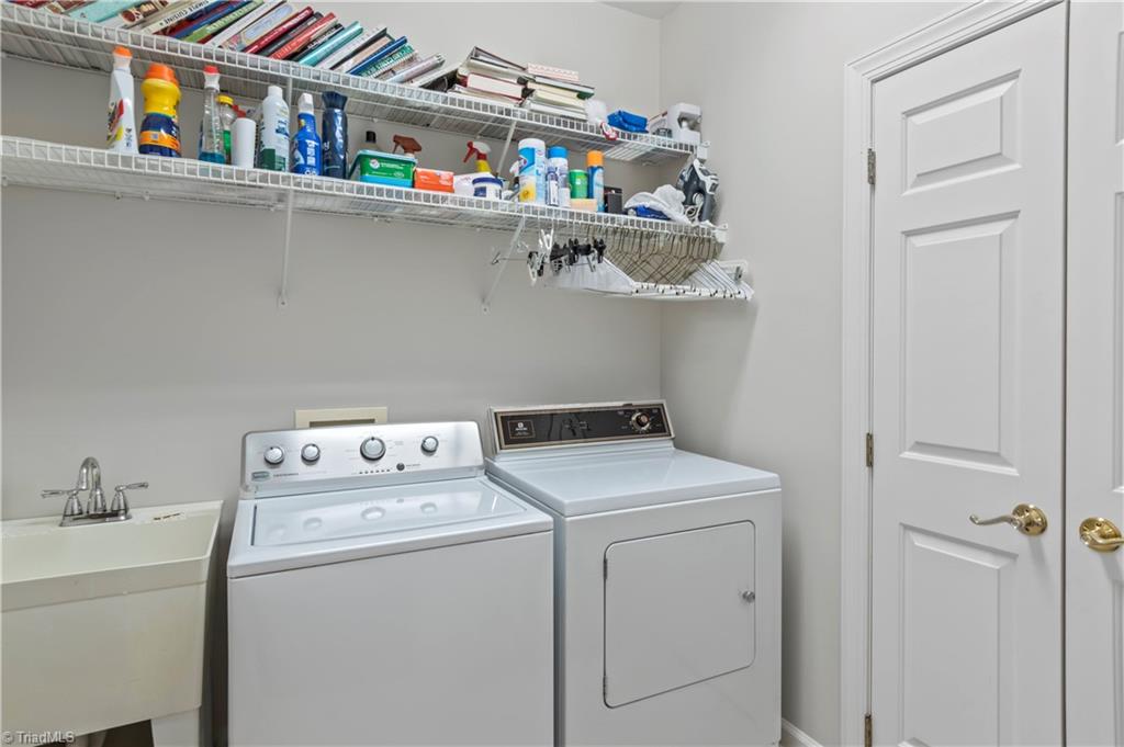 property viewer photo 26