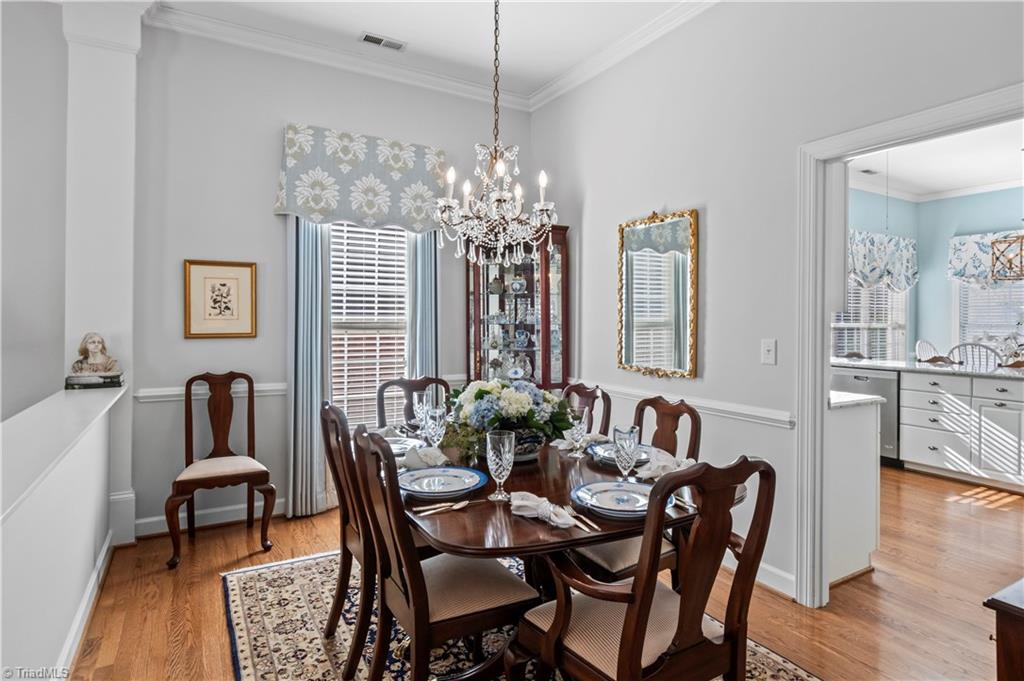 property viewer photo 5