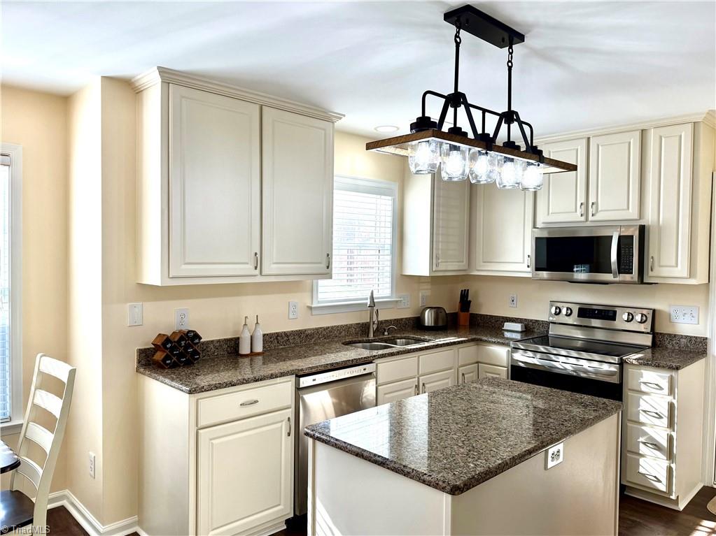 property viewer photo 5