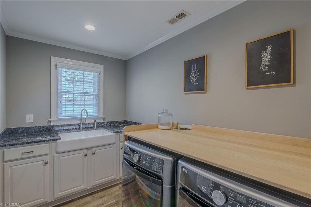 property viewer photo 13