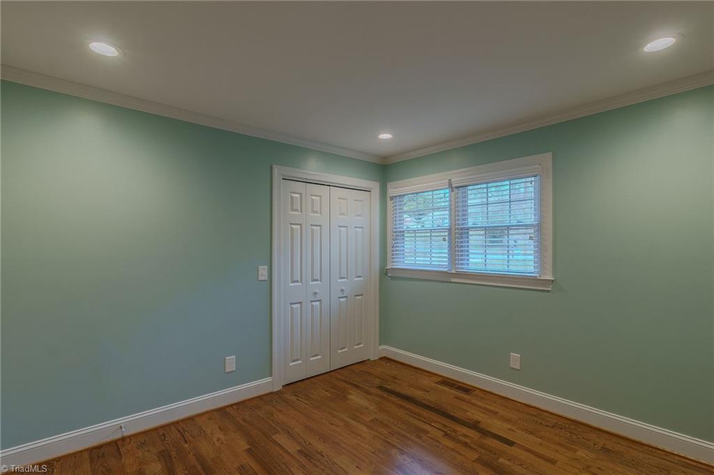 property viewer photo 17